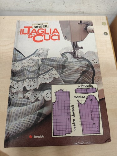 Libro taglia cuci - taglia, e