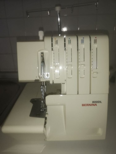 Macchina taglia cuci usata - taglia, e